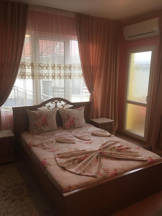 Guest House Hristina Sozopol Exteriör bild