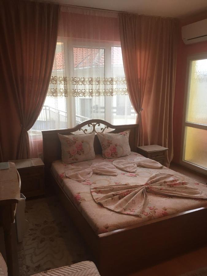 Guest House Hristina Sozopol Exteriör bild